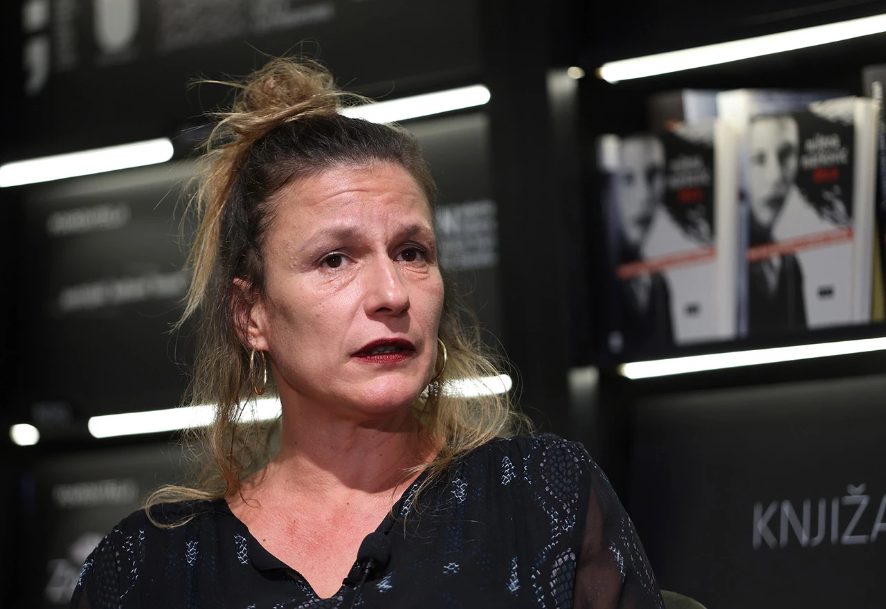 Milena Marković za Bljesak.info: Ne postoji ništa šta mi nije dozvoljeno u pravoj i čistoj umjetnosti