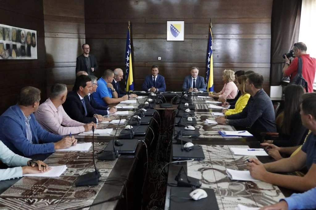 Potpisani ugovori o financiranju razvoja poduzetničkih zona u FBiH