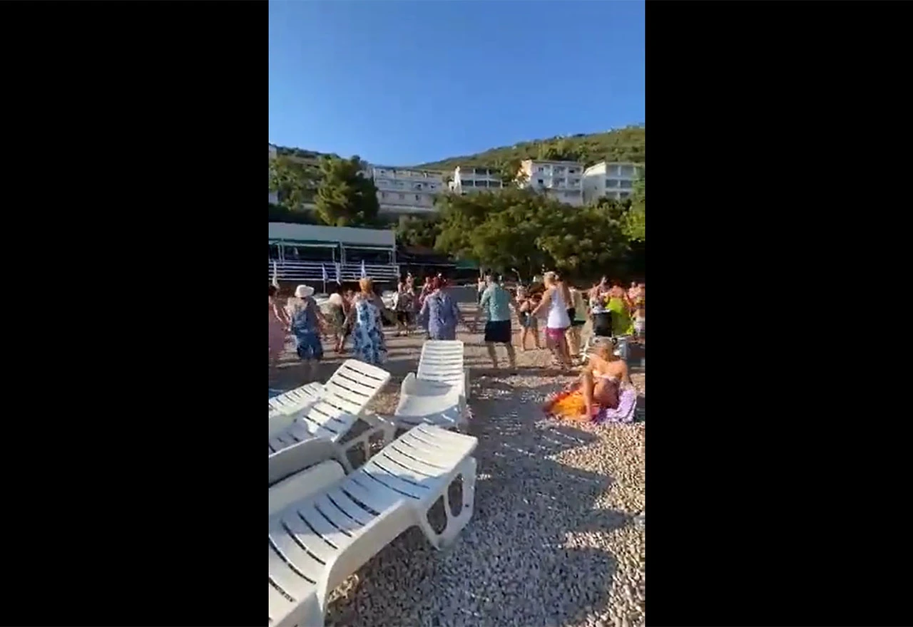 VIDEO | Uz kolo poručili da u Neumu ljetu nije kraj