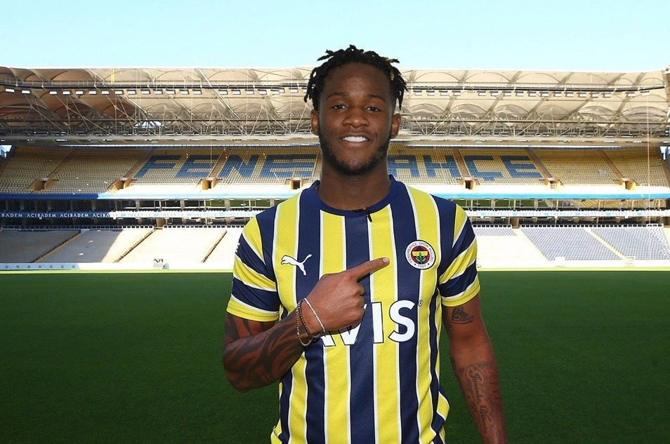 Nije se naigrao u Chelseaju pa potpisao za Fenerbahče