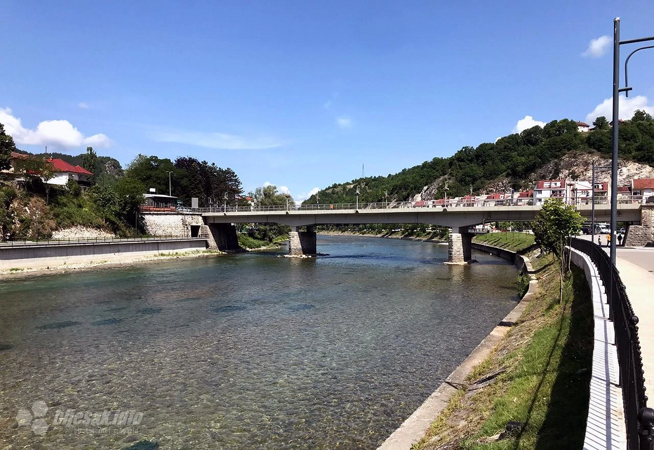 Ribari spasili život ženi koja se pokušala ubiti skokom u Neretvu