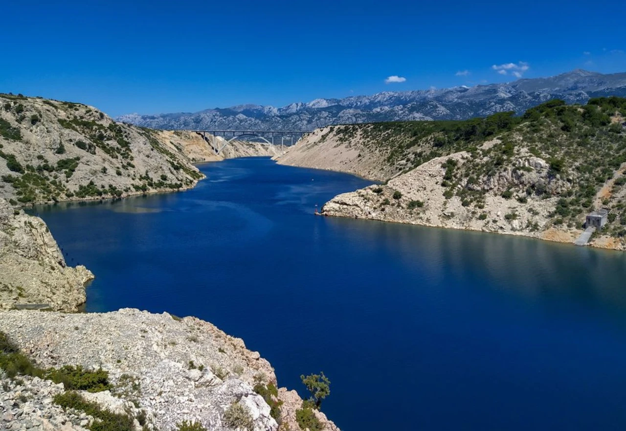 Još nije kasno za ljetovanje: More, kanjon, planine i nacionalni park
