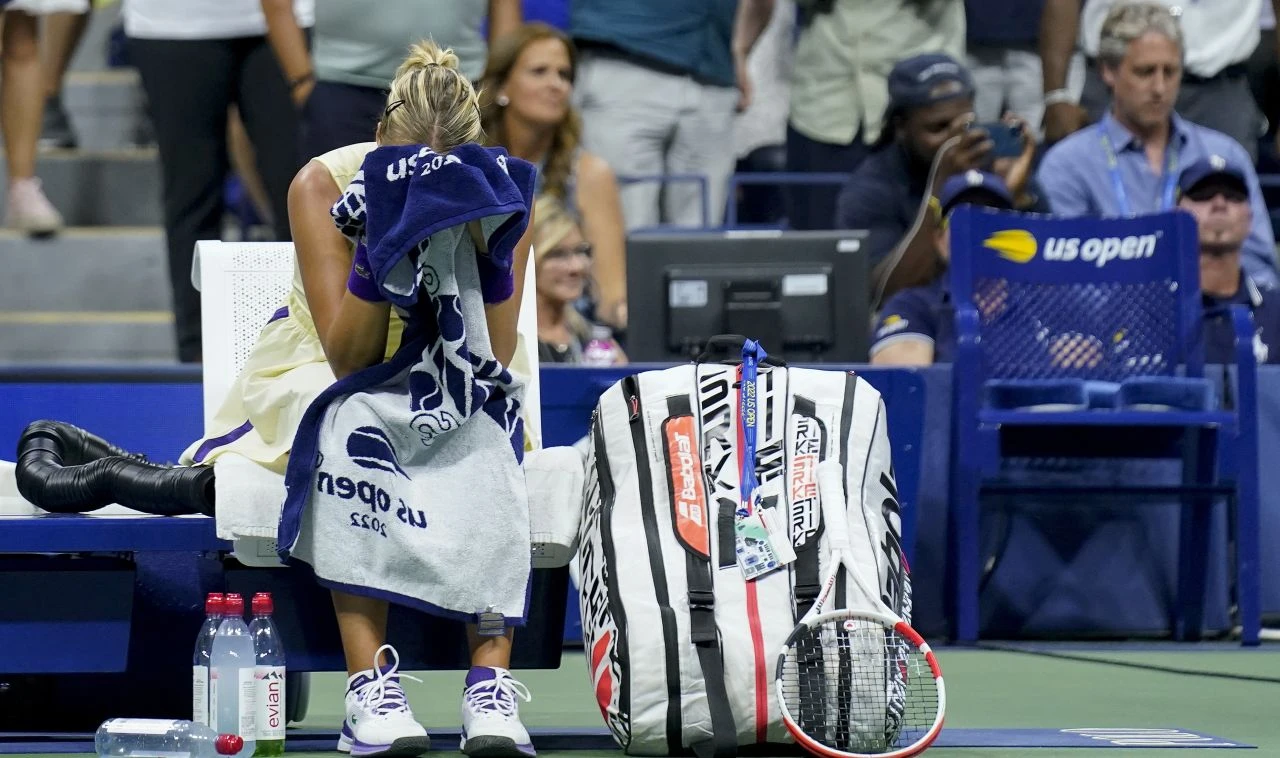 Kontaveit se rasplakala i napustila presicu
