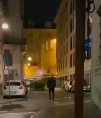 Još malo Nedveda, sada tetura ulicom