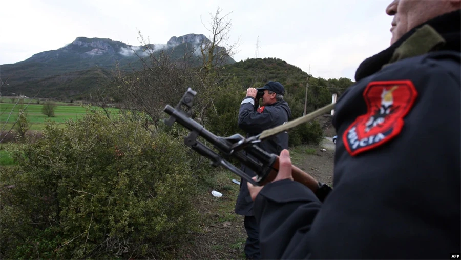 Albanija: Uhićeni Rusi su blogeri koji se slikaju po napuštenim vojnim bazama