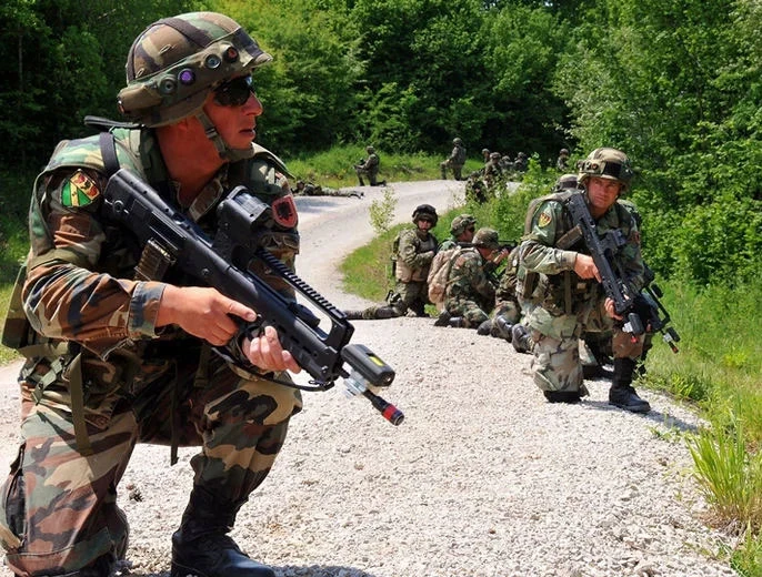 Dva Rusa i Ukrajinac pokušali opljačkati tvornicu oružja u Albaniji: Pucali na vojnike