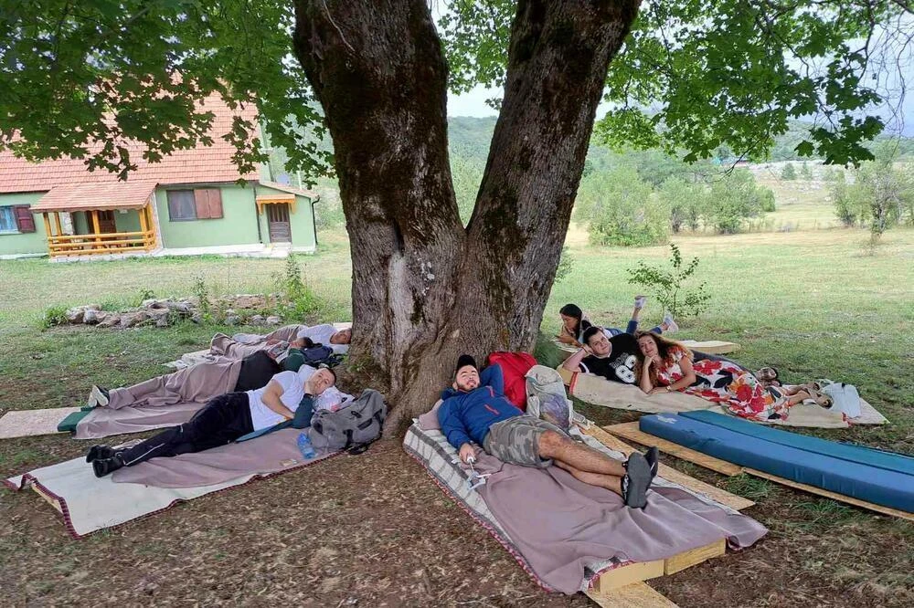 Crnogorci obaraju rekord u izležavanju