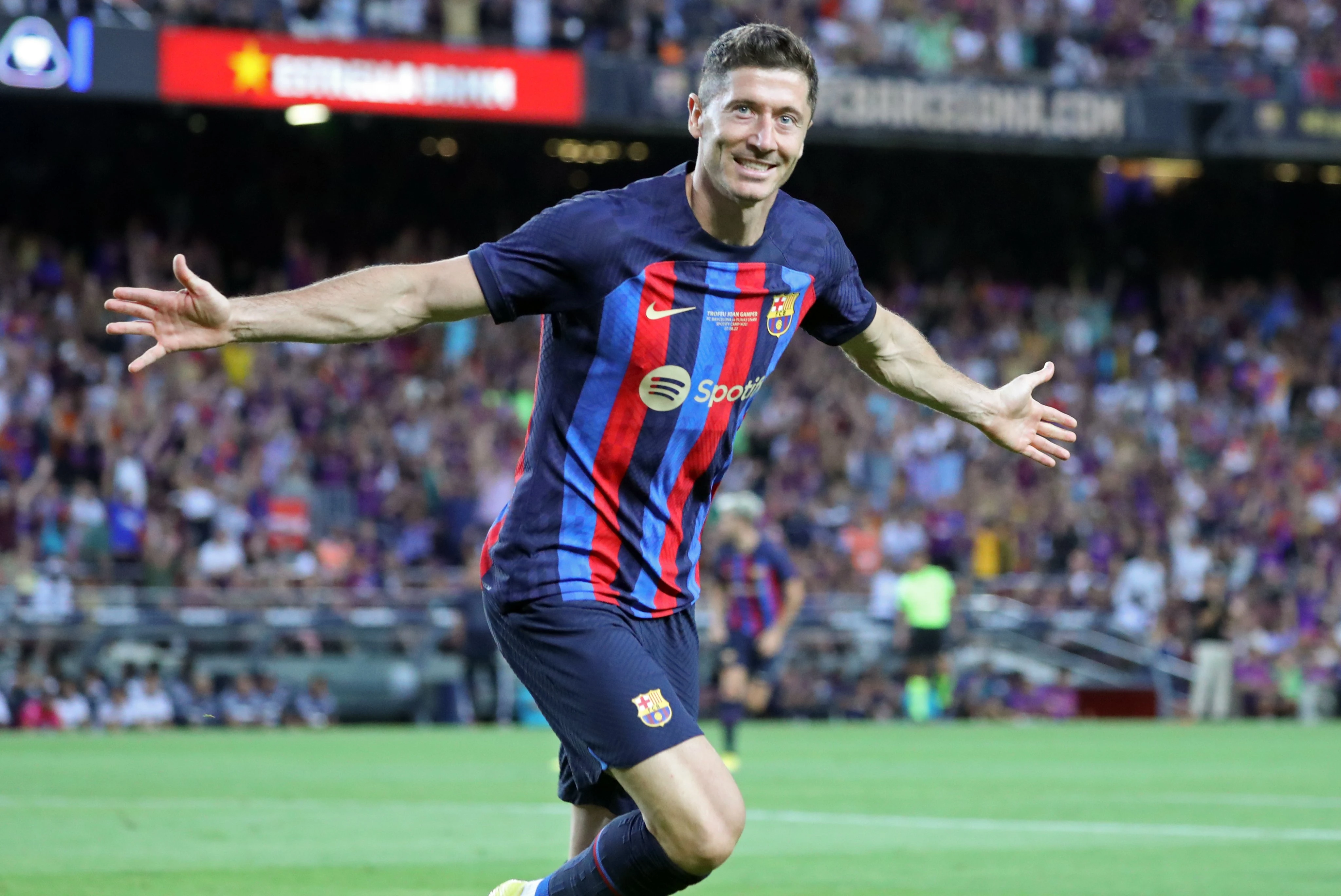 Lewandowski odabrao četiri nogometne legende