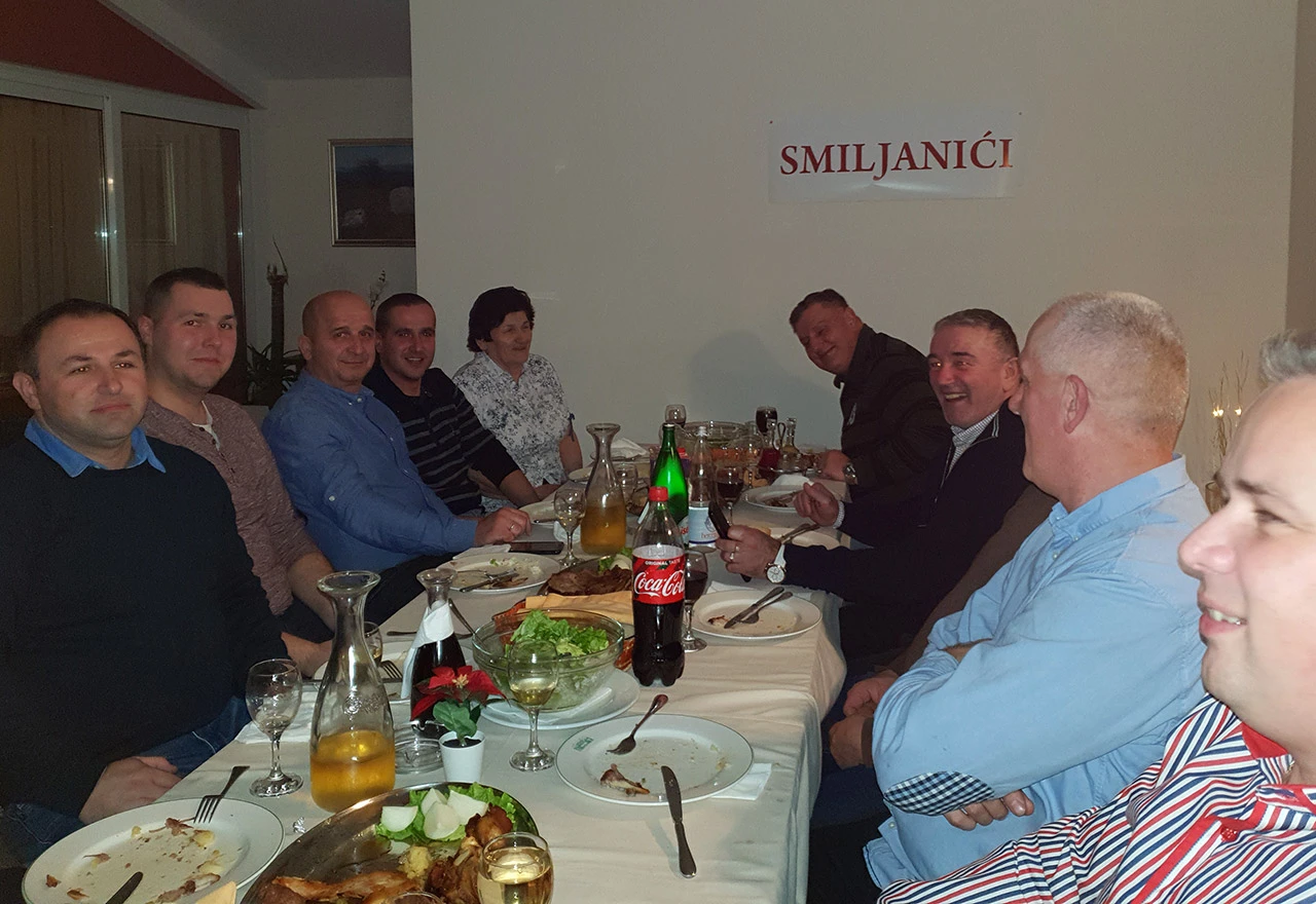 U Mostaru se okupljaju Smiljanići