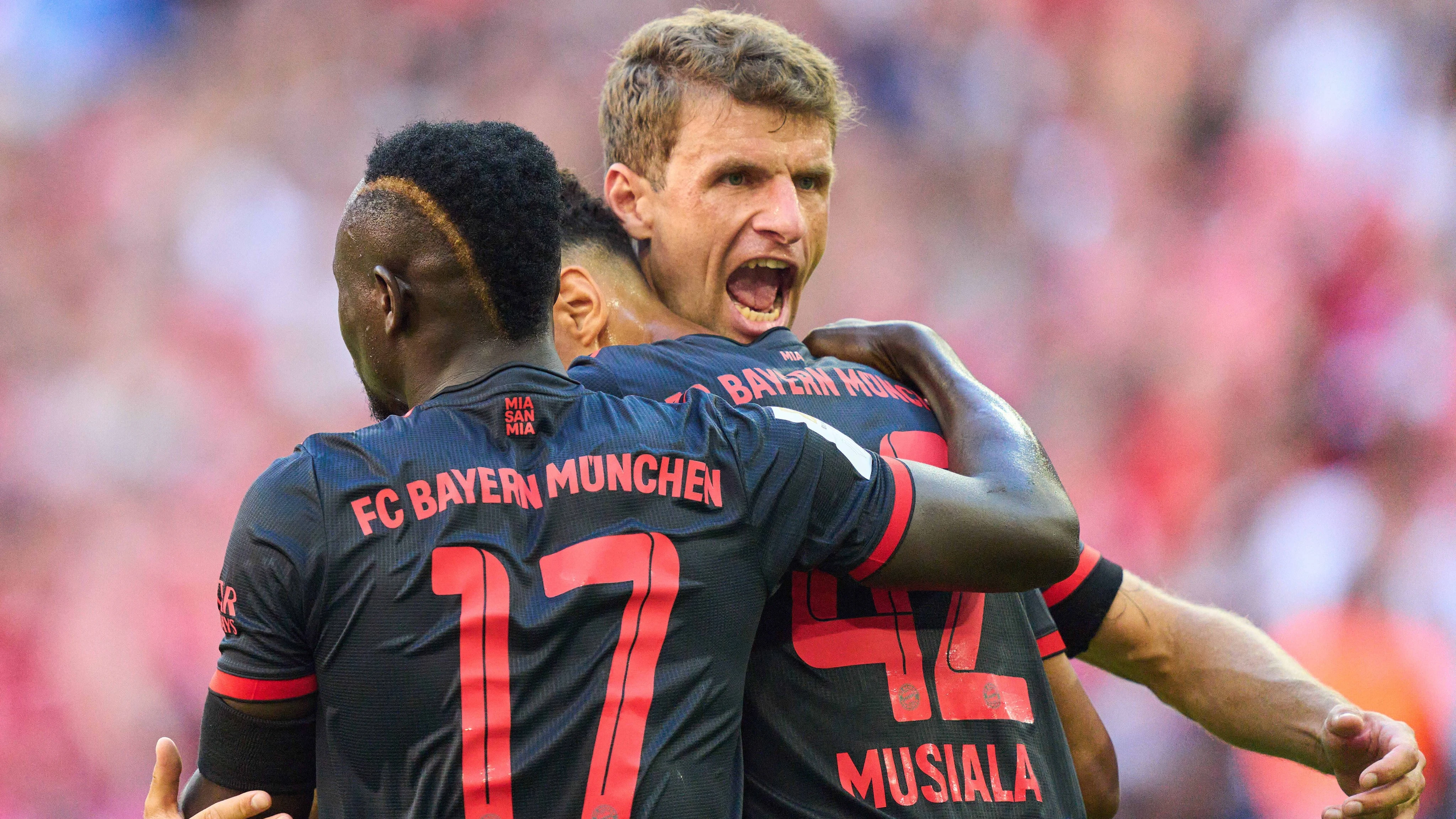 FC Bayern s 2:0 nadvisio Wolfsburg