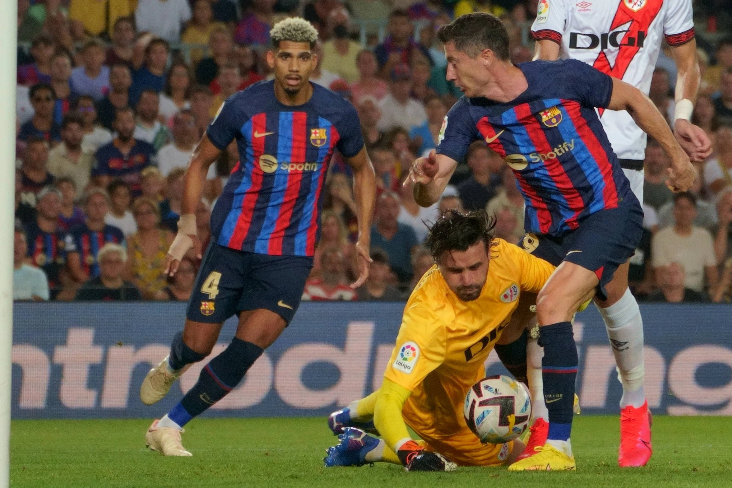 Barcelona bez golova protiv Raya; Villarreal uvjerljiv