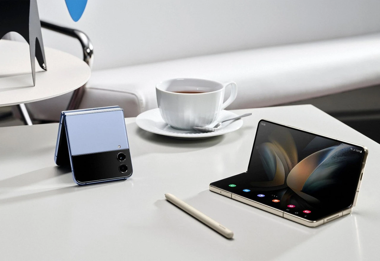 Samsung predstavio novu generaciju svojih preklopnih telefona