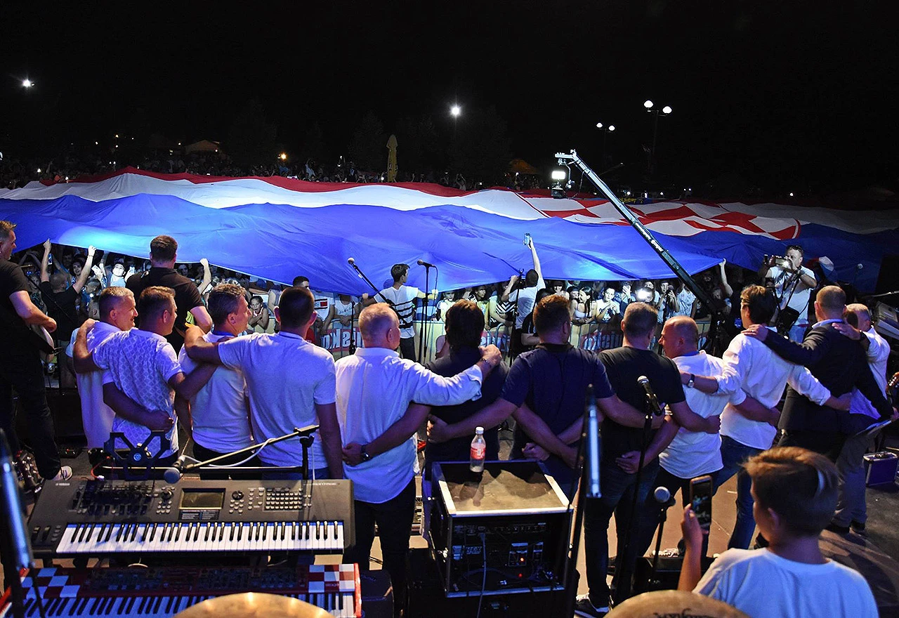 Svi putevi u ponedjeljak vode na Blatničke note dobrote!