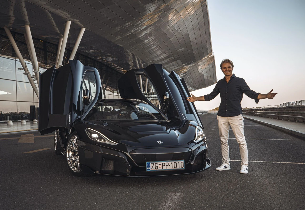 Bivši svjetski prvak u Formuli 1 prvi preuzeo serijski proizvedenu Rimac Neveru