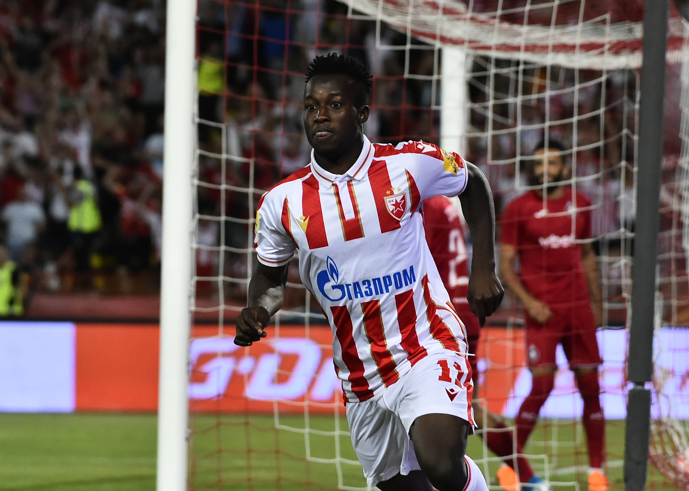 Sjajni Ganac odveo Crvenu zvezdu na korak do play-offa LP-a