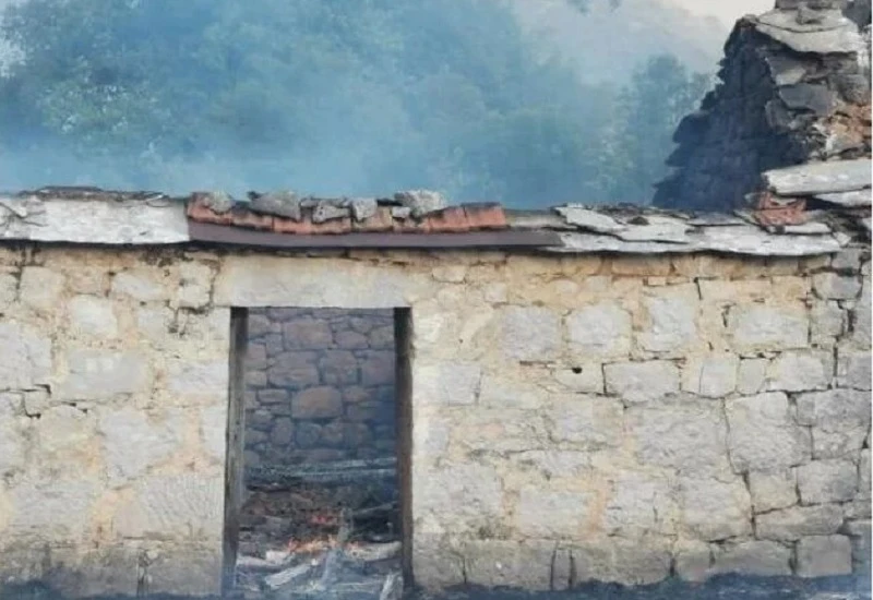 VIDEO | Neum: I dalje ugroženi objekti; poslan zahtjev za pomoć iz zraka