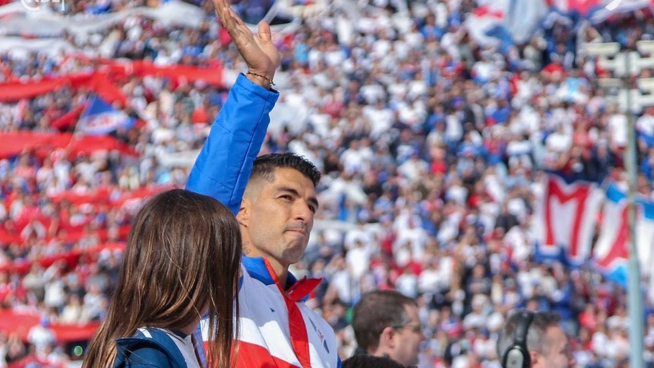 Suarez se vratio kući