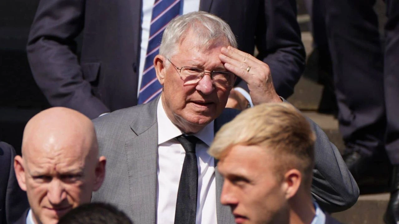 Ferguson se vraća u Manchester United