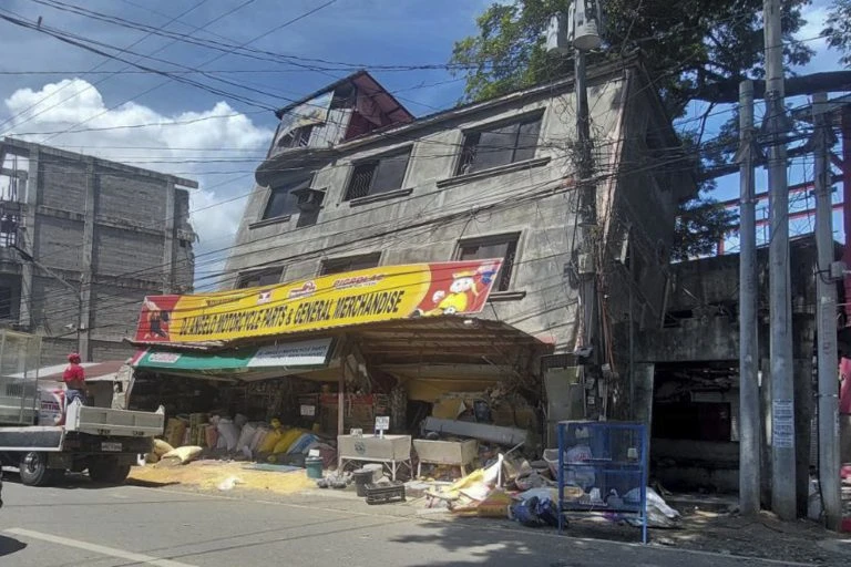 VIDEO | Jak potres pogodio Filipine, ima poginulih