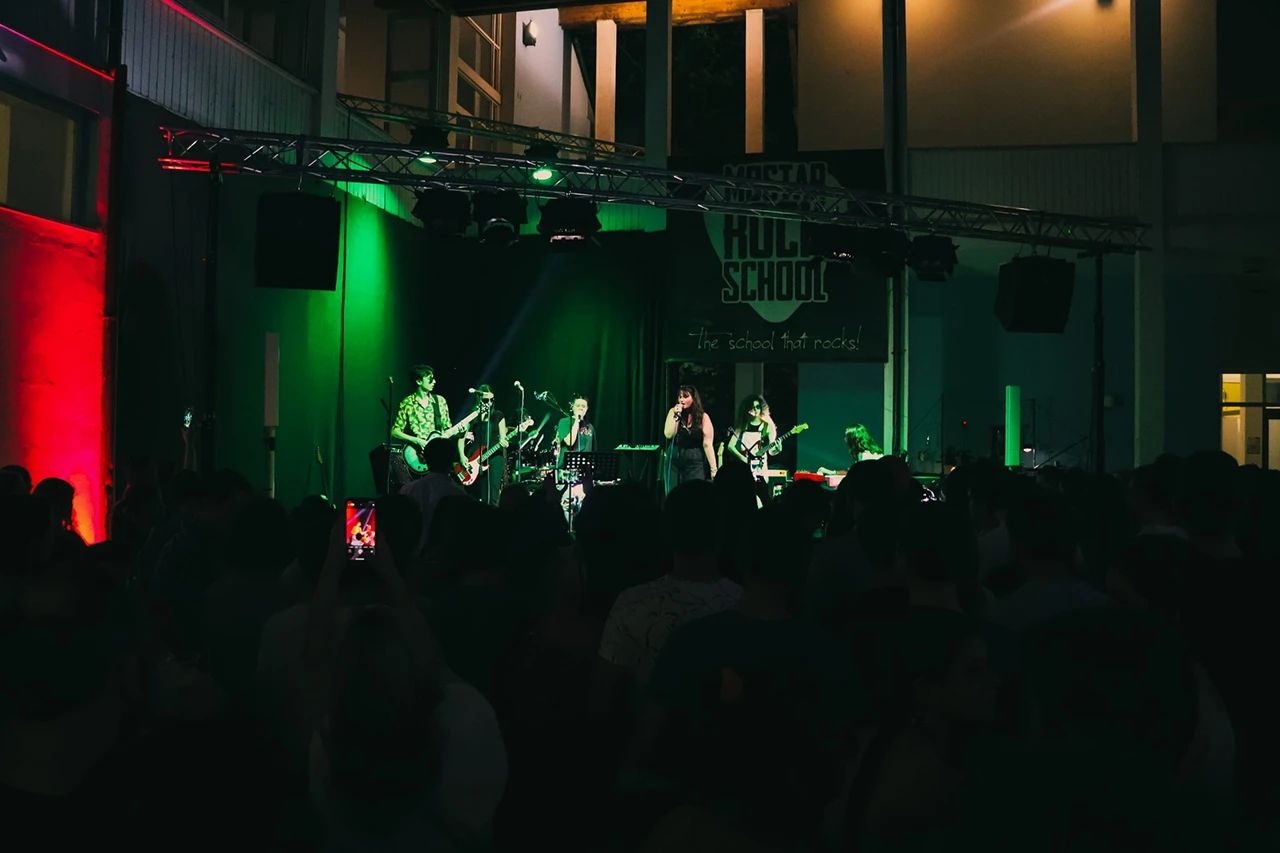 Rock škola Mostar vas poziva na koncertnu prezentaciju Ljetne Rock škole 2022. godine