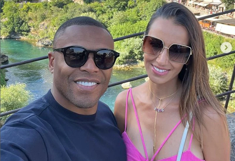 Nogometni as Julio Baptista posjetio Mostar i fotkao se na Starom mostu