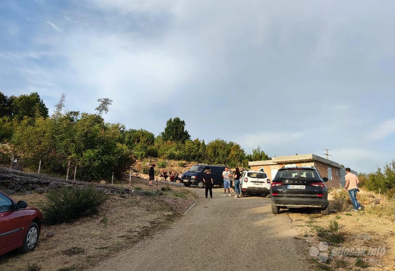 Počitelj: U mjestu Ševaš Njive promet se odvija jednom trakom
