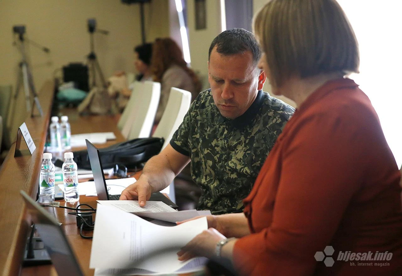 Nije prošlo: HRS tražio da kralj Stjepan zamijeni Tita