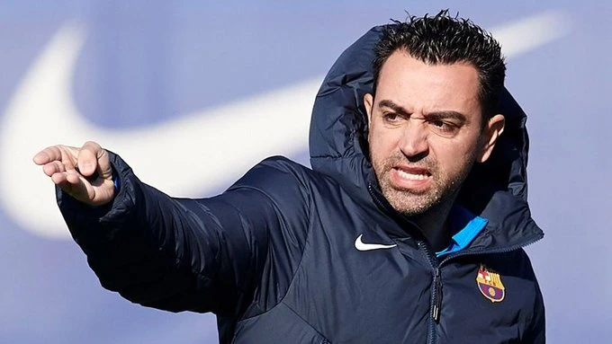 Xavi prekrižio šestoricu igrača