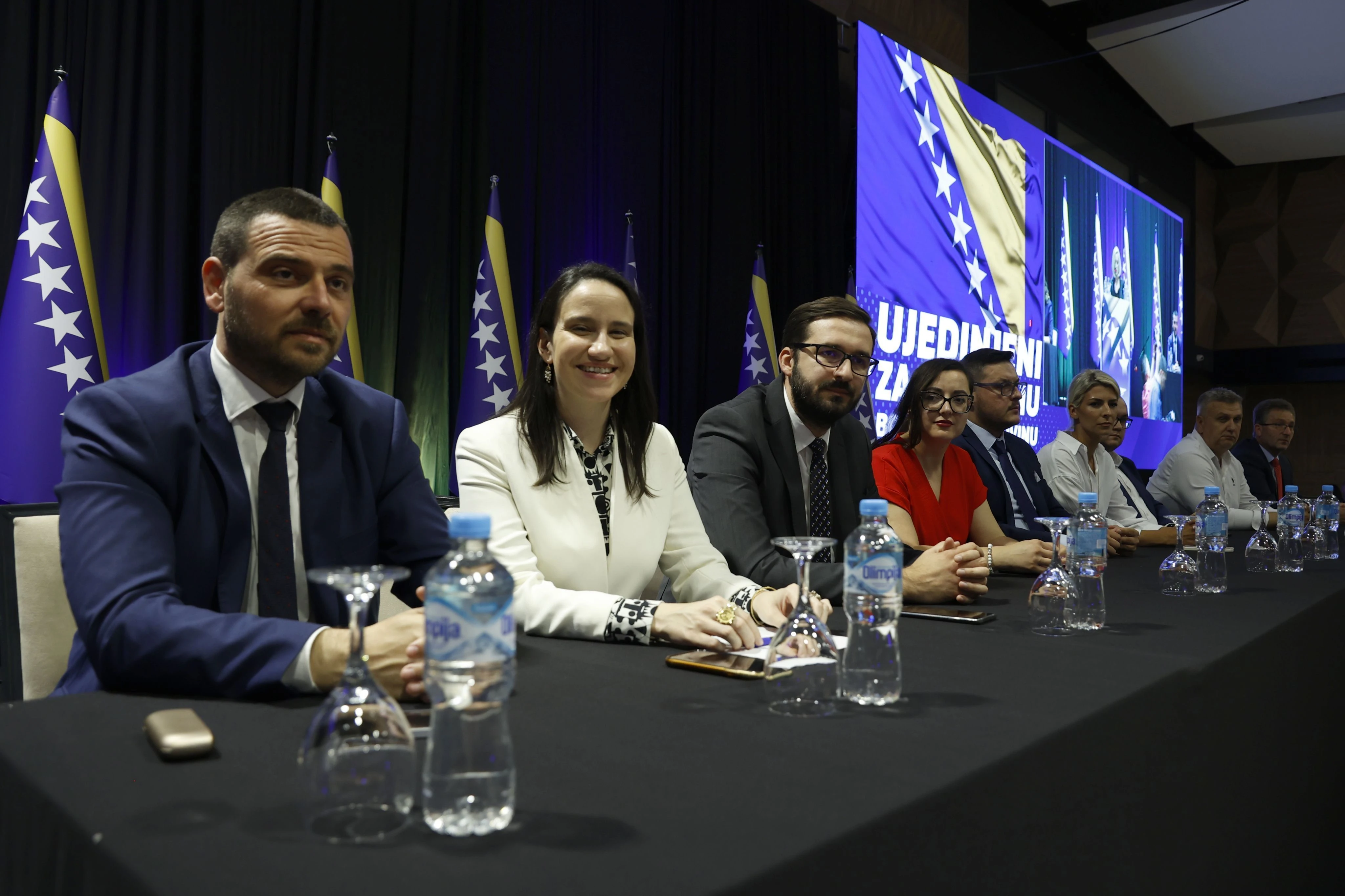 Bećirović: Ljudima moramo pokazati dobar put u lošem vremenu
