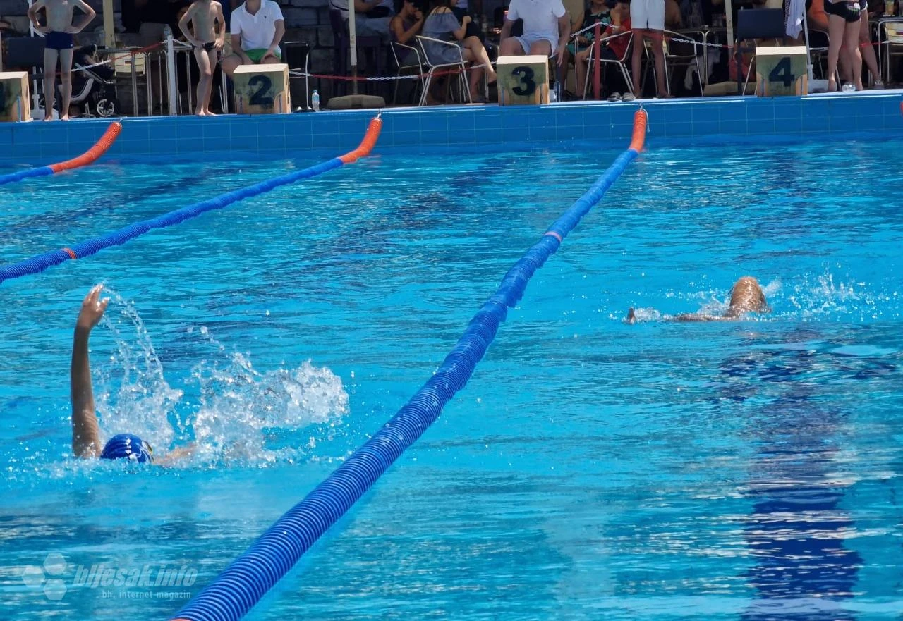 Sedam medalja za Plivački klub "Velež" 