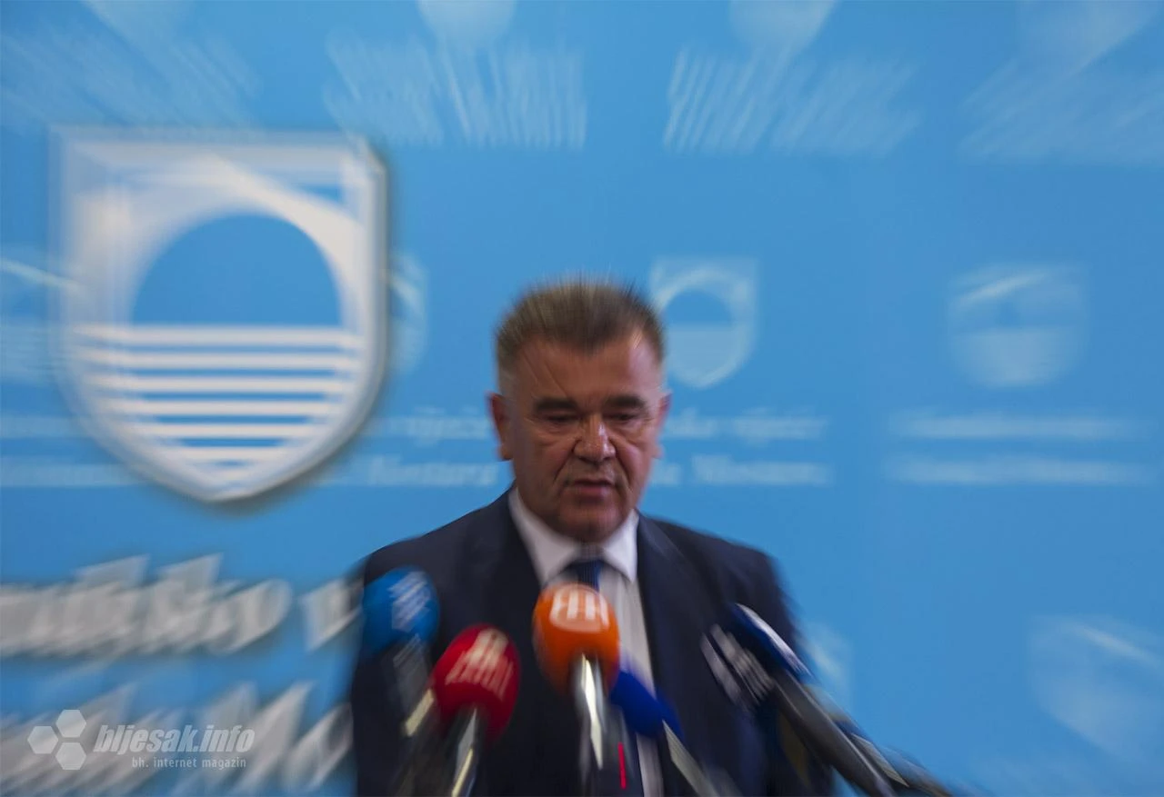 Komentar iz Kuti Livča: Salem Marić je puno toga slagao