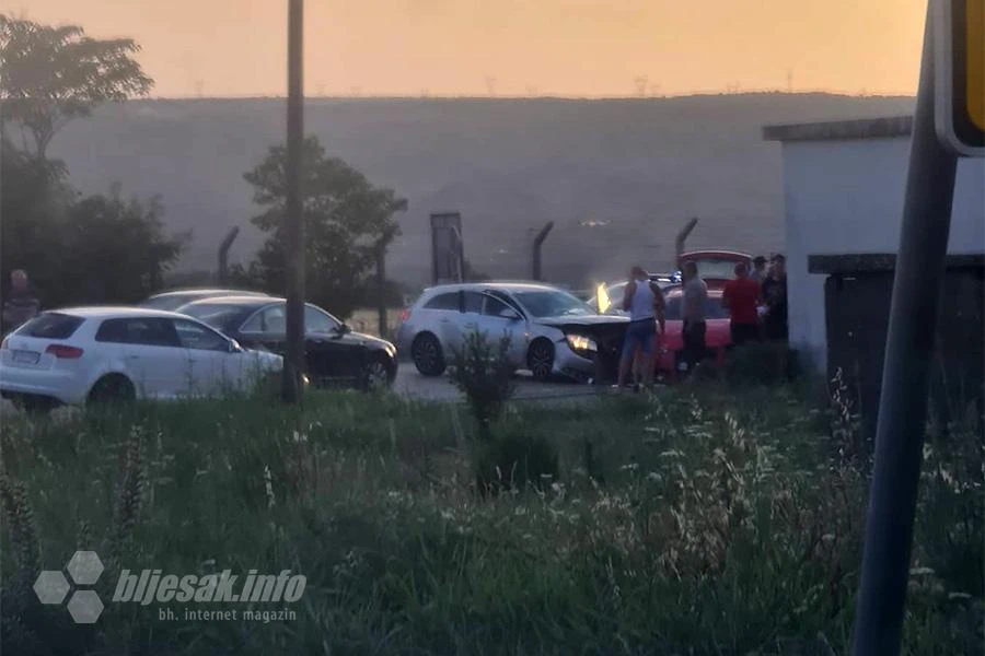 Teška prometna u Mostaru: Više ozlijeđenih, vatrogasci izvlačili djevojku iz automobila