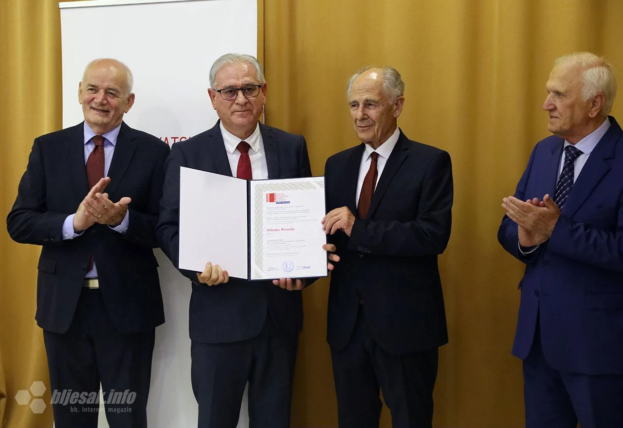 HAZU u Mostaru dodijelio povelje zaslužnima
