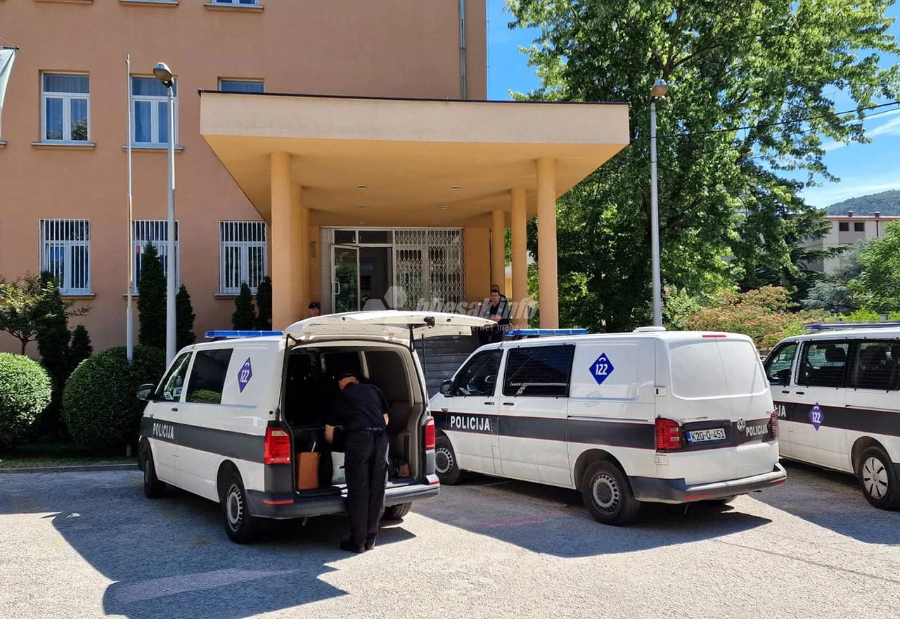 E-mail na ruskom: Dojava o bombi u Vladi HNŽ-a