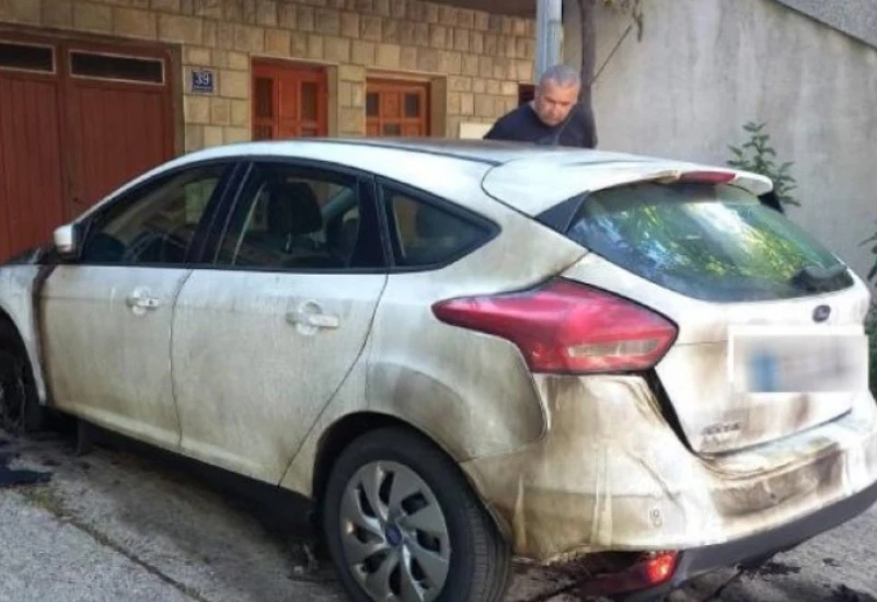 Izgorio automobil novinarke RTRS-a