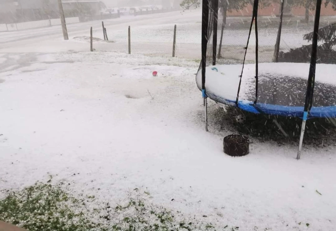 Novo nevrijeme u Hrvatskoj: Tuča veličine lješnjaka