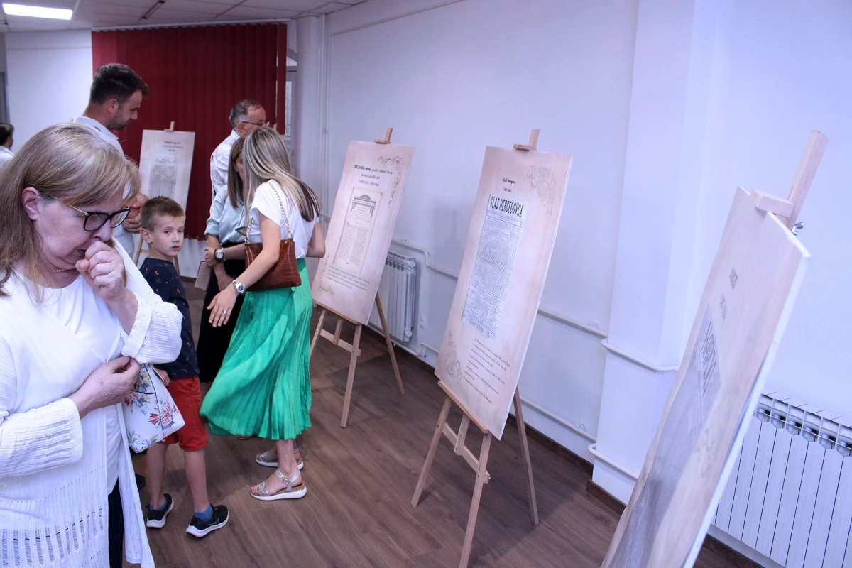 Mostarsko ljeto: Otvorena izložba iz mostarske periodike
