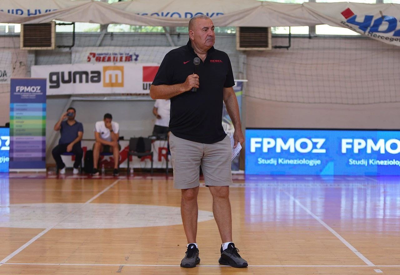 Jasmin Repeša: Košarkaši nam rano odlaze, to je naš veliki problem
