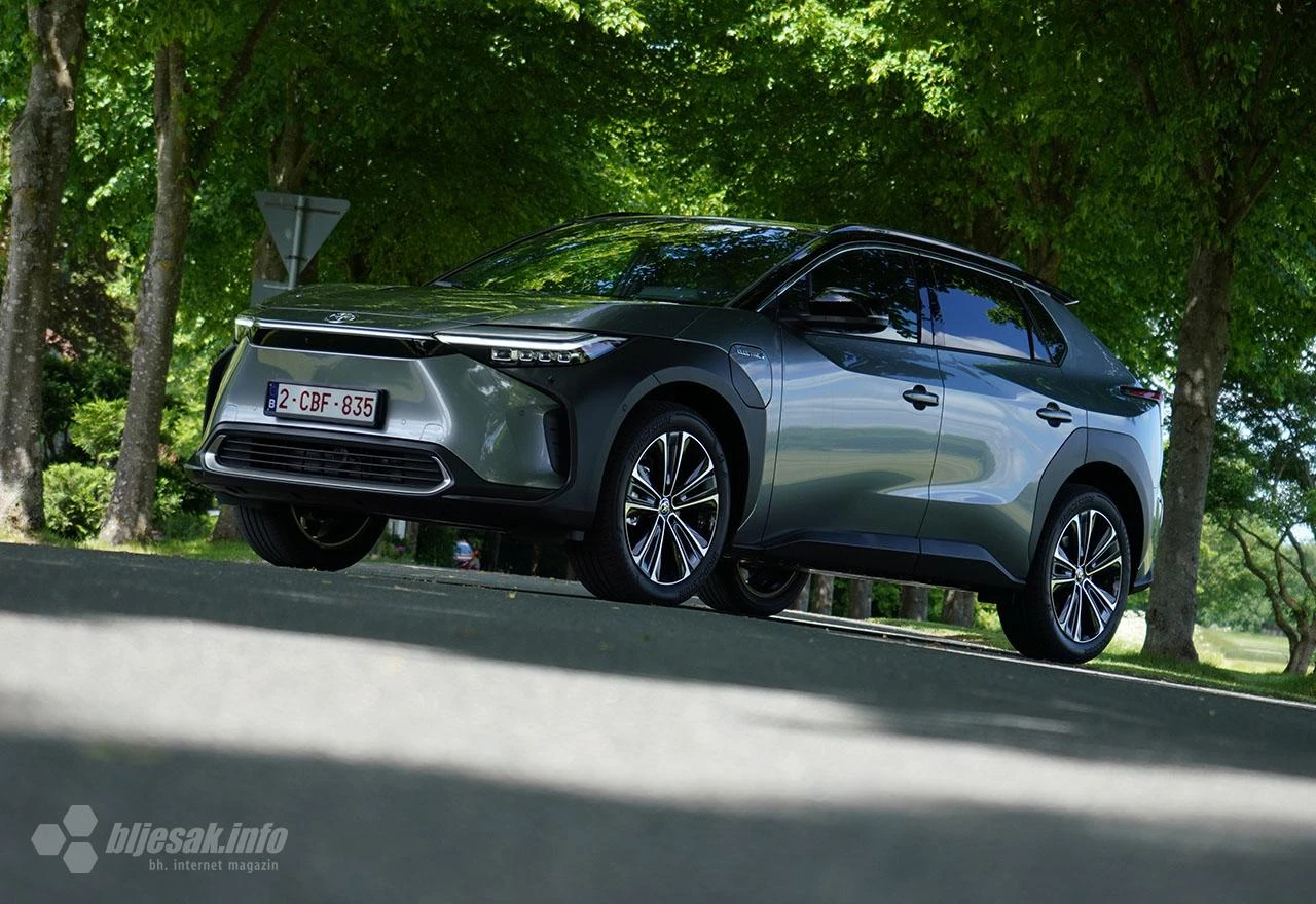 Toyota se konačno skroz ''uštekala u struju'' i dogodio se bZ4x!