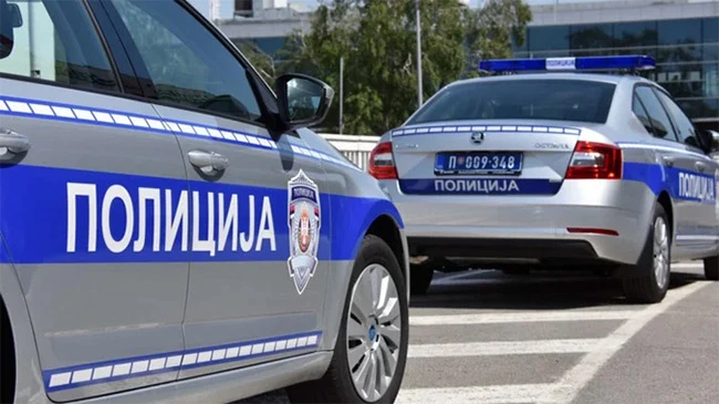 Dojava o bombama u 214 škola