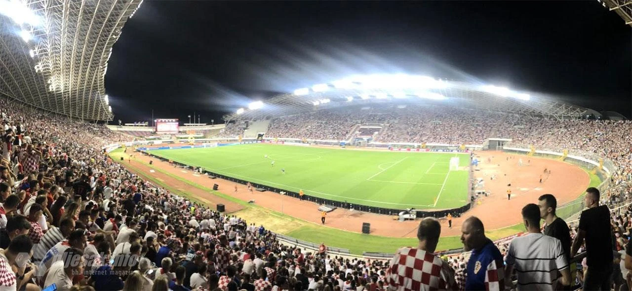 Na Poljudu privedeno 11 osoba, a jedna je uhićena