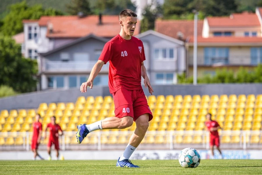 Jakirović želi pojačanja iz Premijer lige, Lauš prvo na listi?