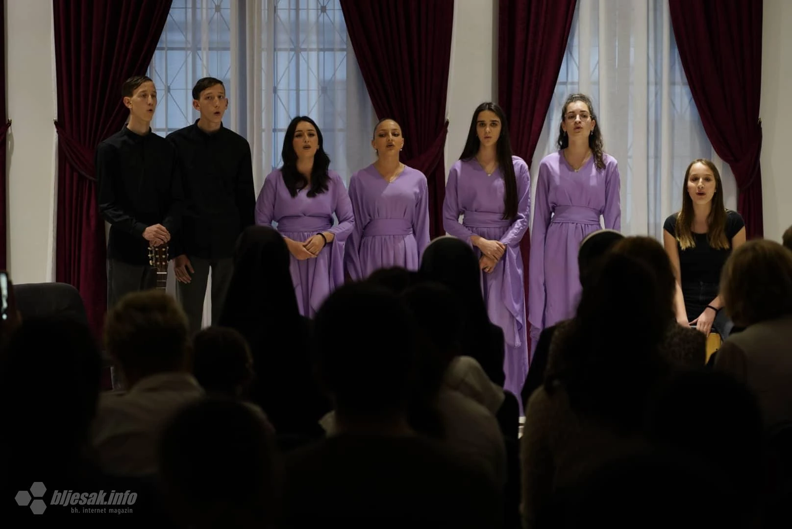 U Vladičanskom dvoru održan koncert duhovne i tradicionalne glazbe