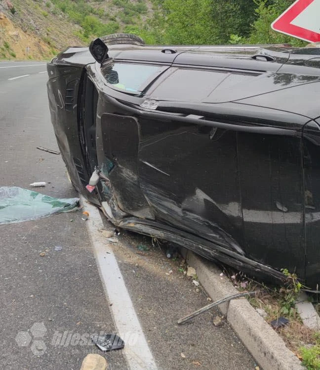 Prometna neseća na Žovnici: Jedna osoba lakše ozlijeđena