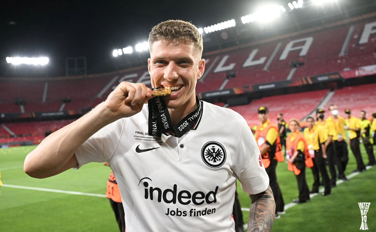 Eintracht Frankfurt otkupio Jakića za sedam milijuna eura
