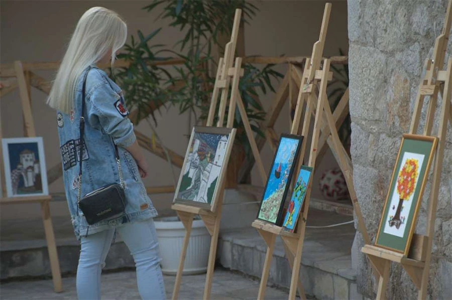 Izložba 'Ljepota našim očima' otvorena u manastiru Žitomislić