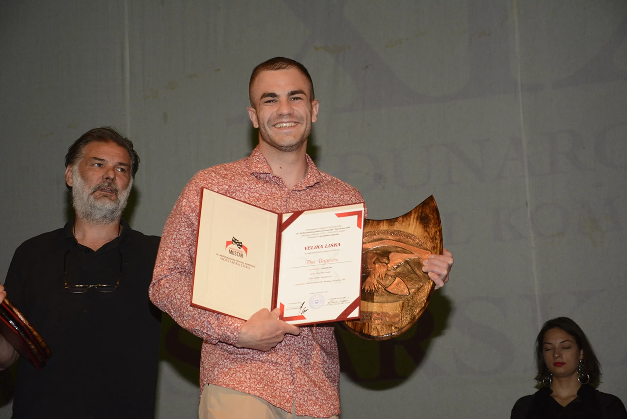 ''Protekcija'' najbolja predstava 19. Festivala Mostarska liska