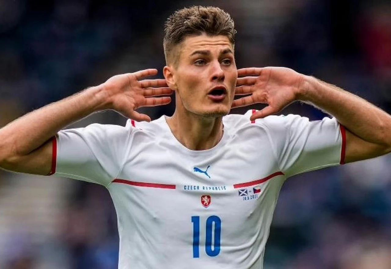 Patrik Schick ostaje u Bayer Leverkusenu