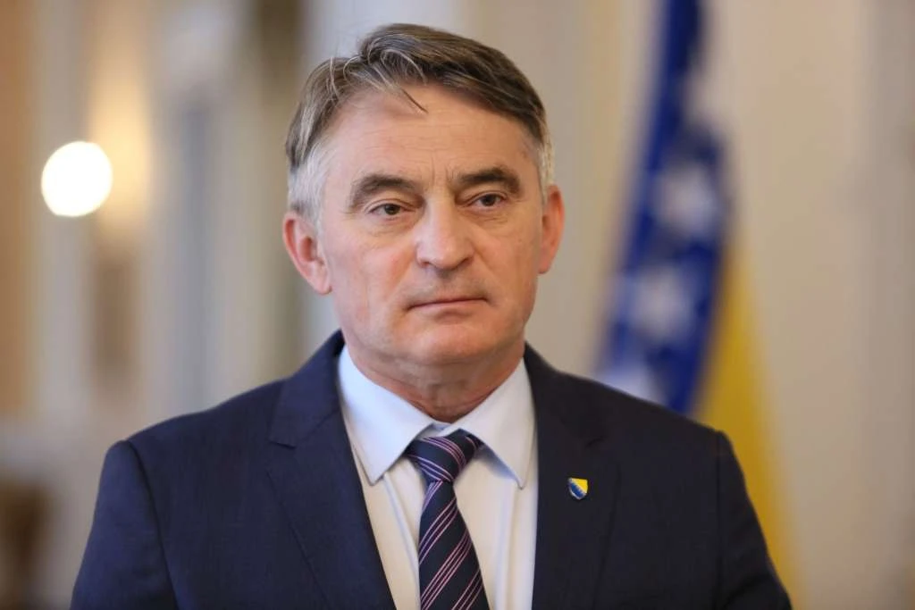 Komšić: Sreća pa su manjina