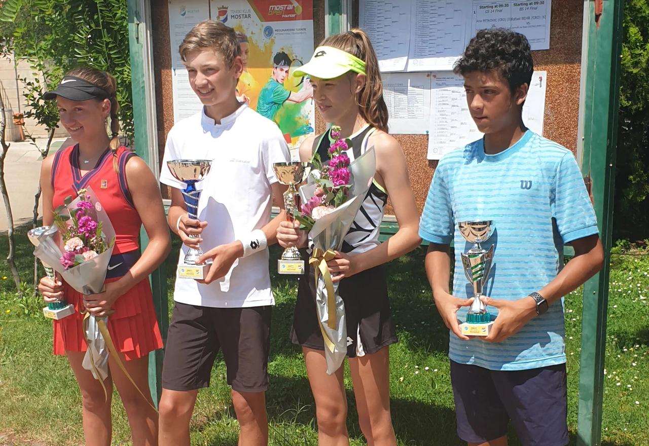 Hrvati najbolji na teniskom turniru ''Mostar Open 14&U 2022''